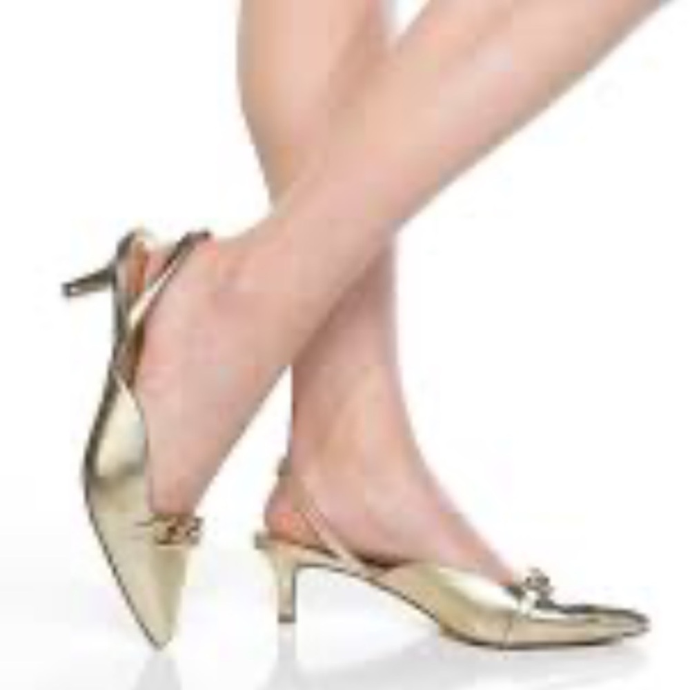LILLY PULITZER METALIC GOLD Kitten Heels with Bow Accent SLIP ON SIZE 6.5